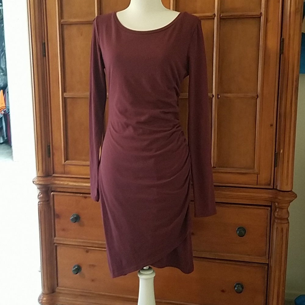 Leith burgandy dress